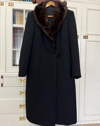 Cappotto vinage nero con collo in visone