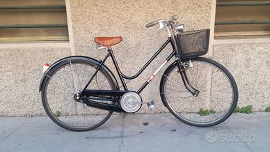 2 bici donna con cestino pronte all'uso 