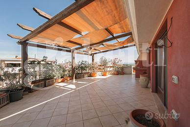 Attico con panoramica terrazza di 68 mq