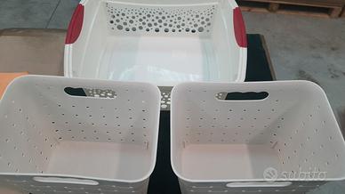 Cesta con due organizer 