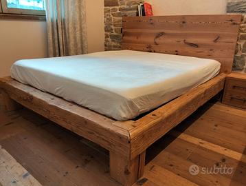 Letto matrimoniale in legno rustico