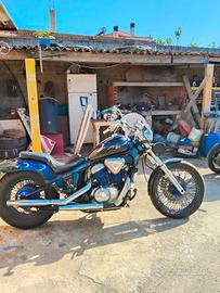 MOTO Honda shadow 600 