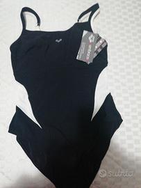 Costume donna marca Arena