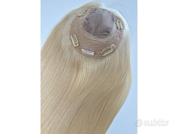 Topper in capelli veri biondi pieni