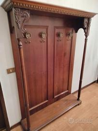 Appendiabiti in legno stile classico