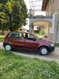 Fiat Punto 1.2 leggi annuncio