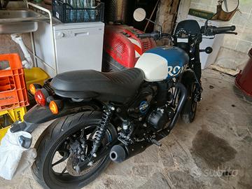  royal  enfield HNTR 350 