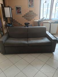 Divano letto matrimoniale 