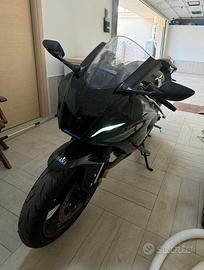 Yamaha YZF R7 - 2023