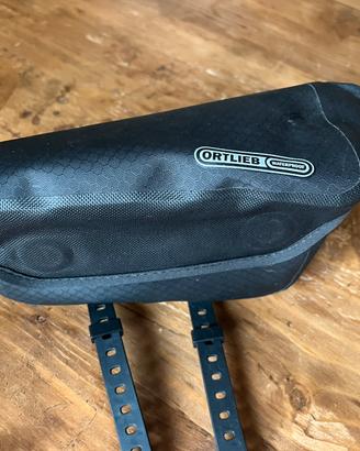 Borsa Ortlieb top tube