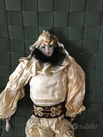 Pierrot in ceramica e stoffa