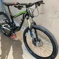 Bici da enduro GT Sensor