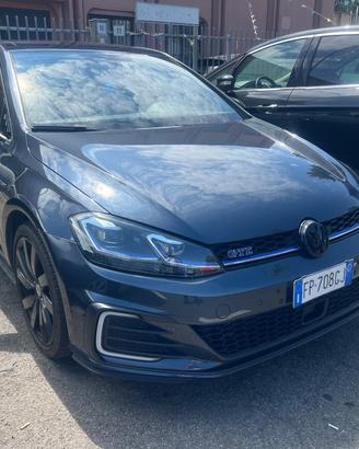 Volkswagen Golf gte 204CV DSG 5p. Executive BlueMo
