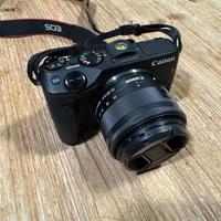 CANON EOS M3 CON OBIETTIVO EF-M 15-45mm