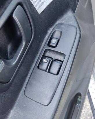 Comando vetri ant sx MITSUBISHI PAJERO del 2000