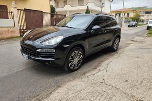 CAYENNE 2014 PLATINUM EDITION