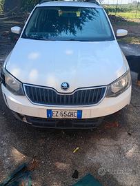Skoda Fabia incidentata da sistemare 