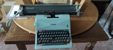 Macchina per scrivere olivetti 52