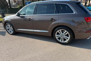 Audi Q7Anno 2018
