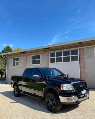 Ford F150 Lariat 5.4 V8 - 2004