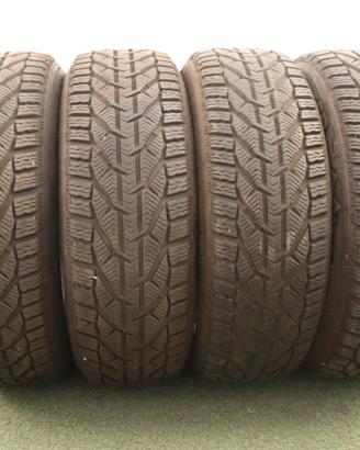 Gomme Strial winter 215 60 17 inverno