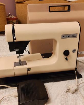 macchina da cucire  Alice super automatic 