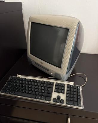 È un iMac G3 (Slot Loading).