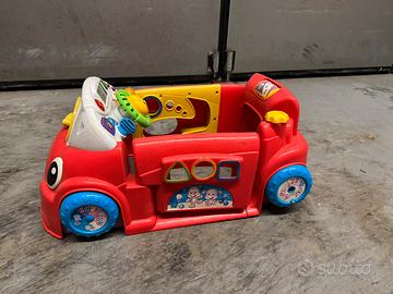 Auto gioco con luci e suoni