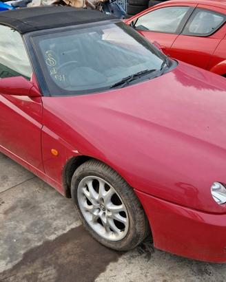 Alfa Romeo spider 916 2.0 jts per ricambi (2a)