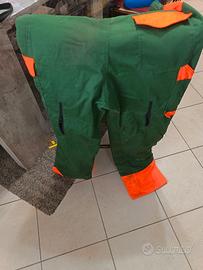 pantaloni antitaglio