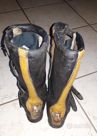 stivali da enduro