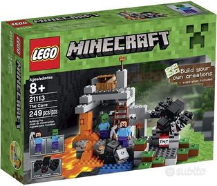 Lego Minecraft 21113 Usato