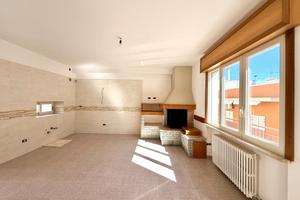 Appartamento al secondo piano ristrutturato