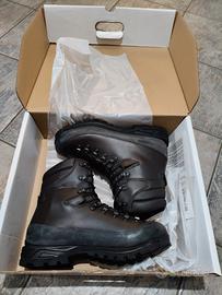 scarponi da montagna vibram N°43