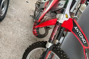 Cr 125