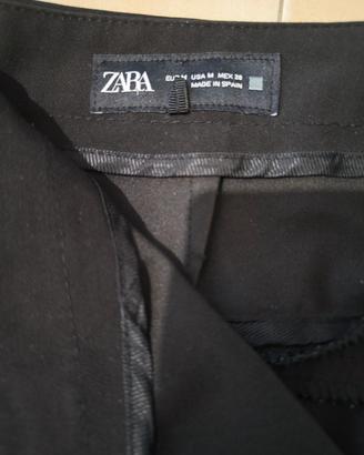 Pantaloni neri a zampa – Zara