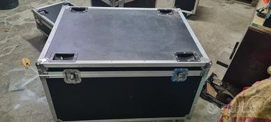 fly case 