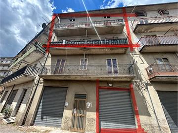 Due appartamenti in blocco