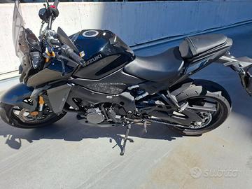 Suzuki GSX-S1000 come nuova. 4.287 KM