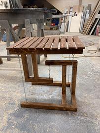 Tavolino sospeso e sedia telescopica e applicco