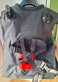 Gav   appena 5 immersioni  scubapro  taglia L