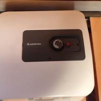 scaldacqua elettrico sotto lavello 