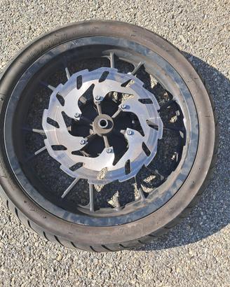 Ruote moto 100/80 e 130/80 R17