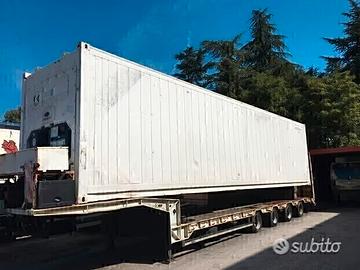 Container di diverse dimensioni e tipologia