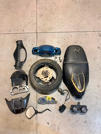 Smembro pezzi piaggio energy