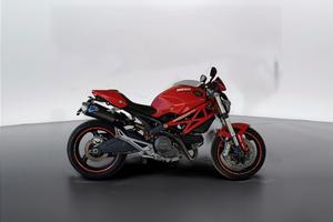 DUCATI Monster 696 +