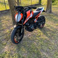Ktm duke 125