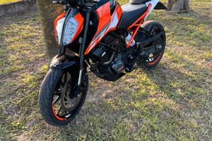 Ktm duke 125