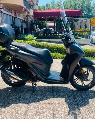 HONDA SH 125 SPORT TUTTO INCLUSO ANCHE PASSAGGIO