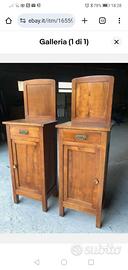 Coppia comodini Neorinascimento noce massiccio